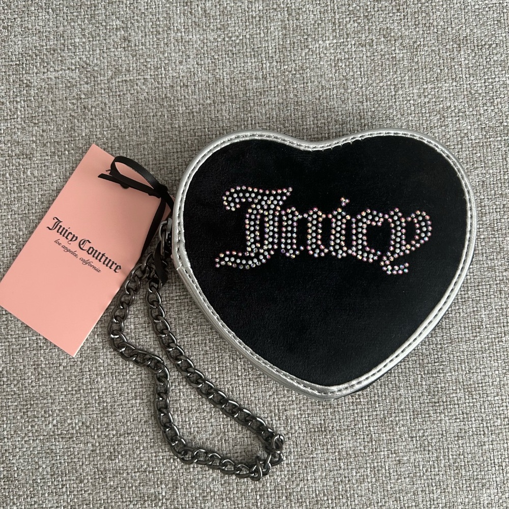 SOLD 🔥 NWT Juicy Couture Coin Purse 💜🖤